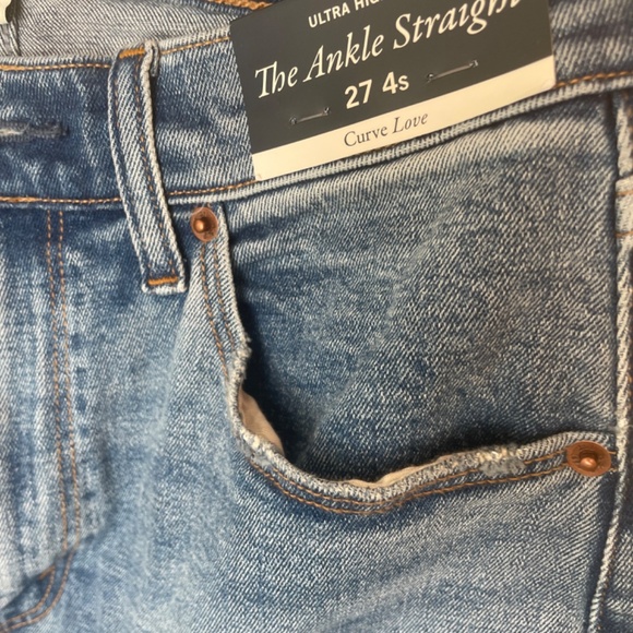 Abercrombie Curve Love - Picture 3 of 4